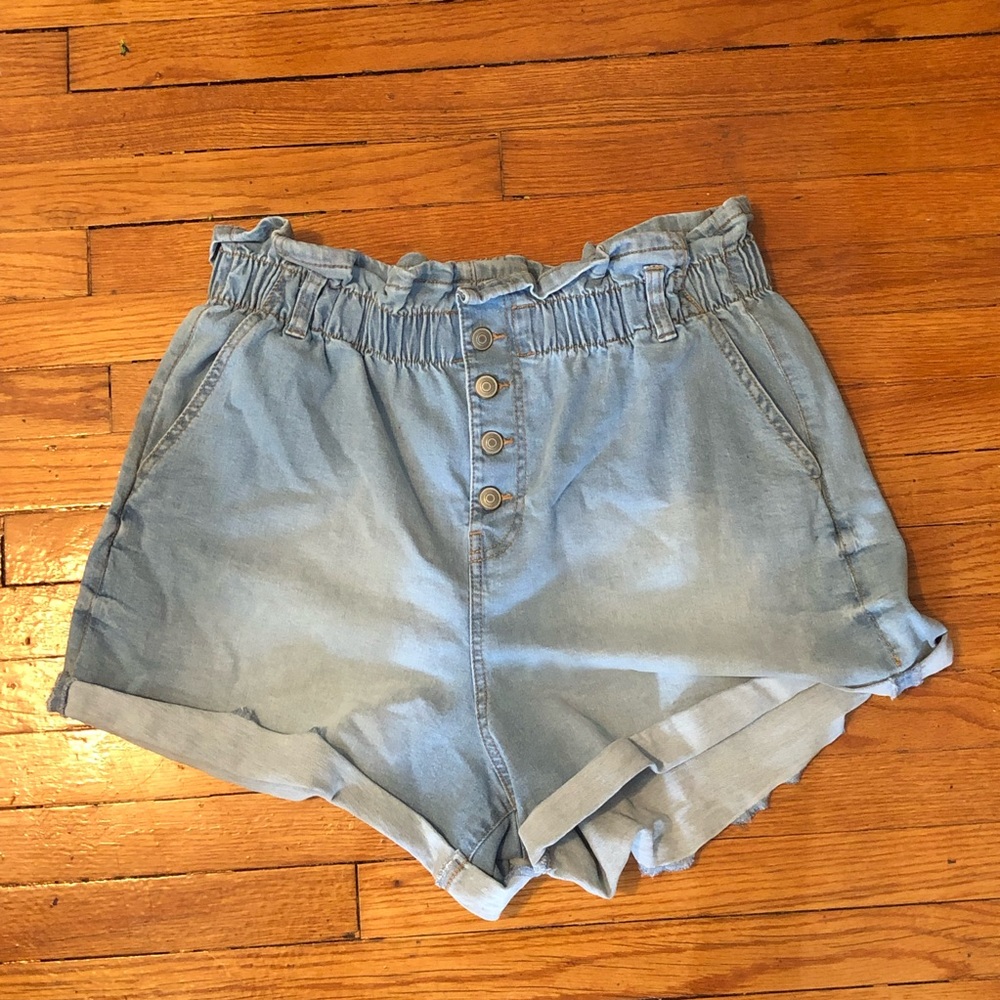 Light wash denim shorts